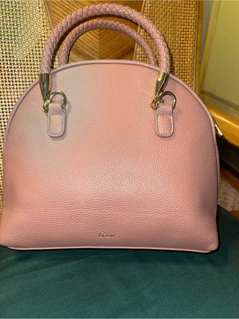Crossi Bow Handbag (NWOT)